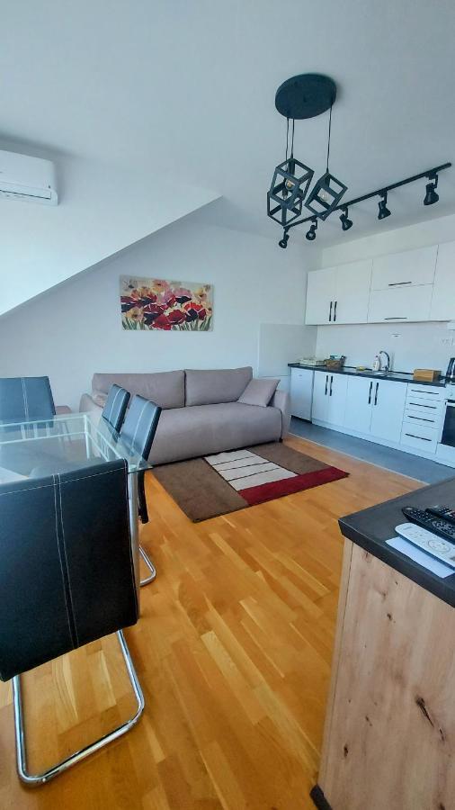 Apartments Neo Novi Sad Ngoại thất bức ảnh